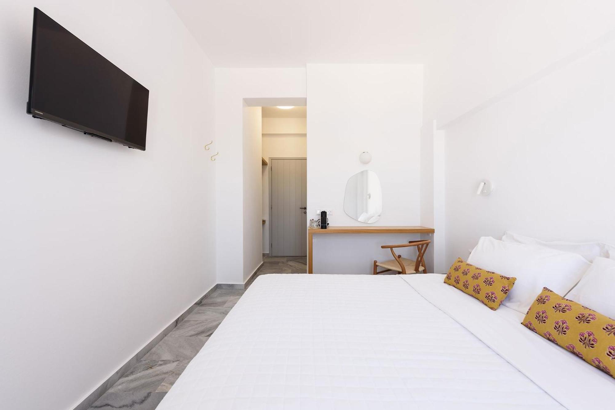 Vounali Rooms Naousa Room photo