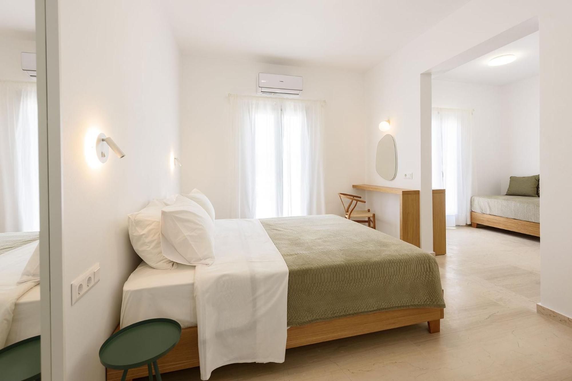 Vounali Rooms Naousa Room photo